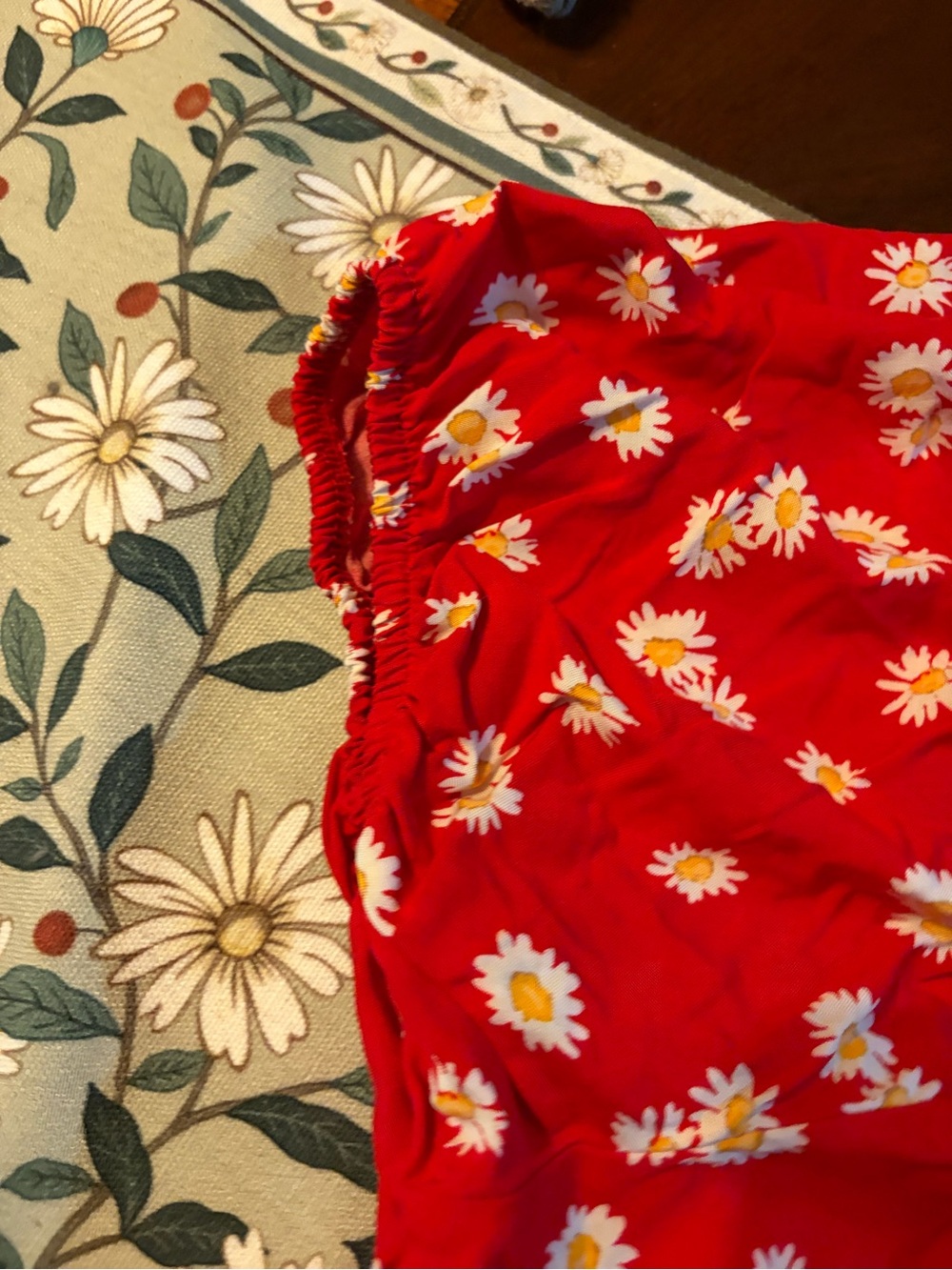 Red Daisy Print Ruffle Dress - Picture 4 of 5